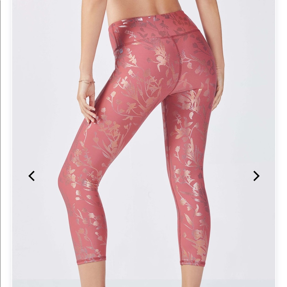 Fabletics Mid Rise Floral Powerhold Capri Large - Picture 2 of 4